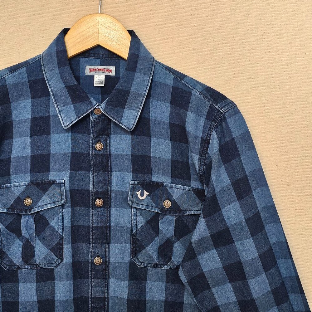 True Religion Button Down S
